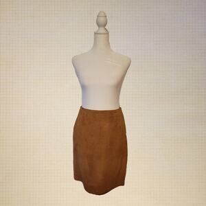 Kenar Leathers, 8 | Vintage Silk Lined Suede Leather Brown Pencil Skirt